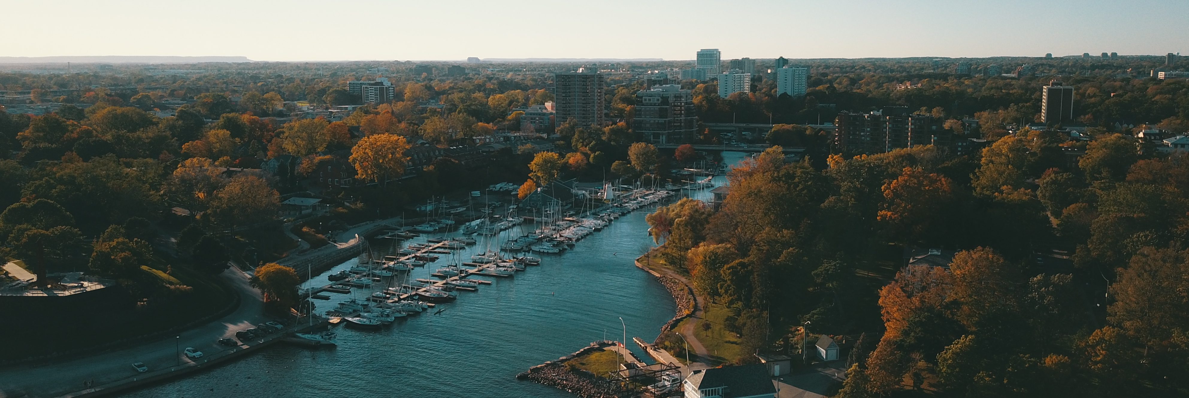 1415 Dundas Street East Condos – image 2