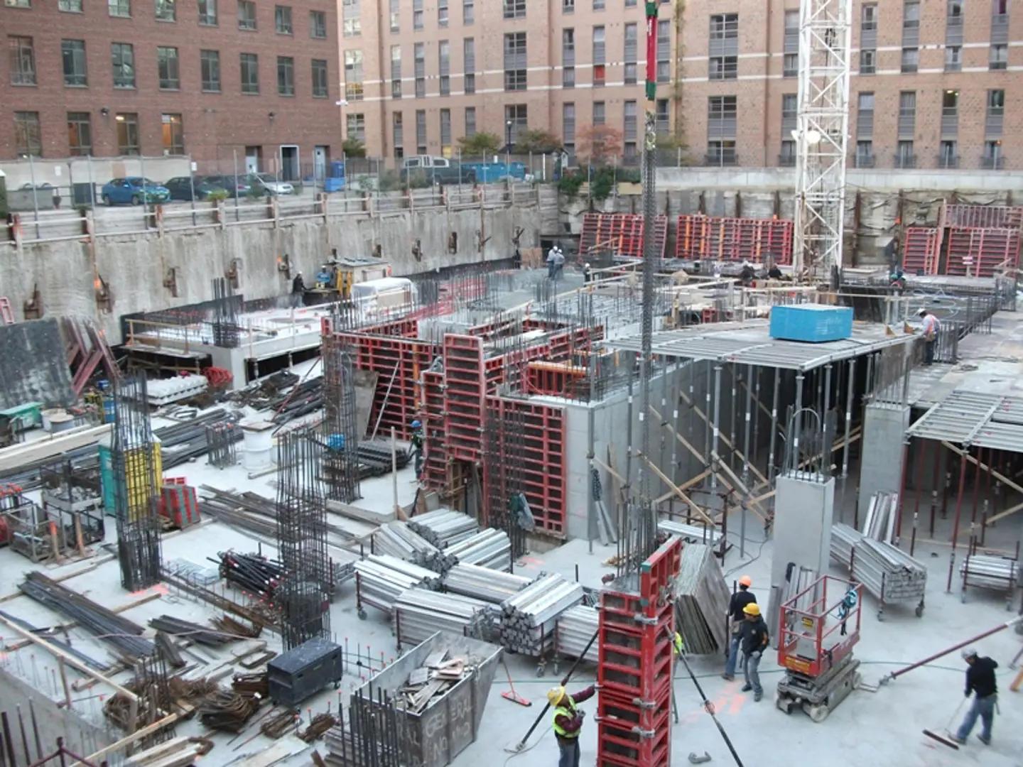 77 Charles West – image 3