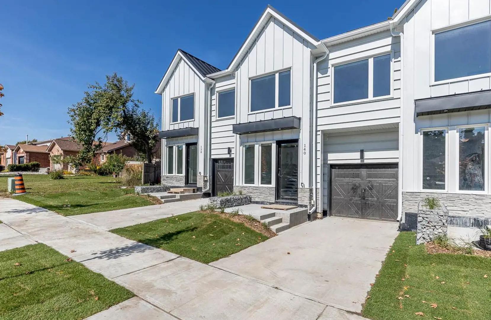 829 Essa Road – image 6