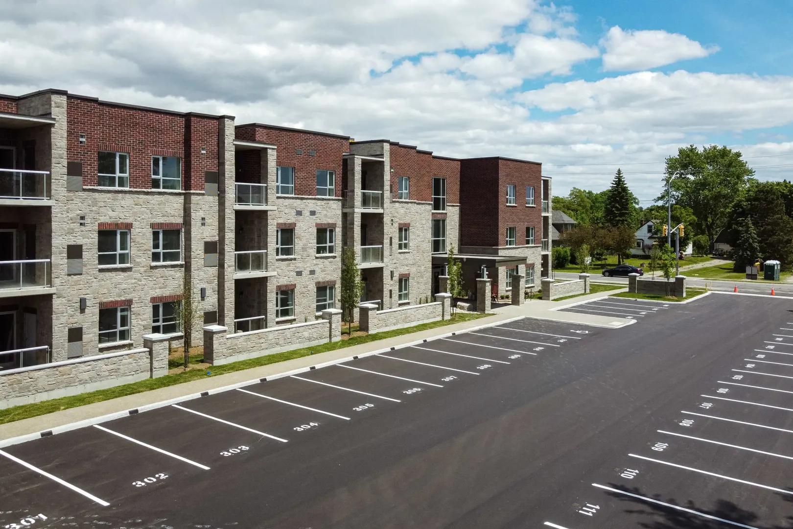 Mapleview Terrace Condominiums – image 4