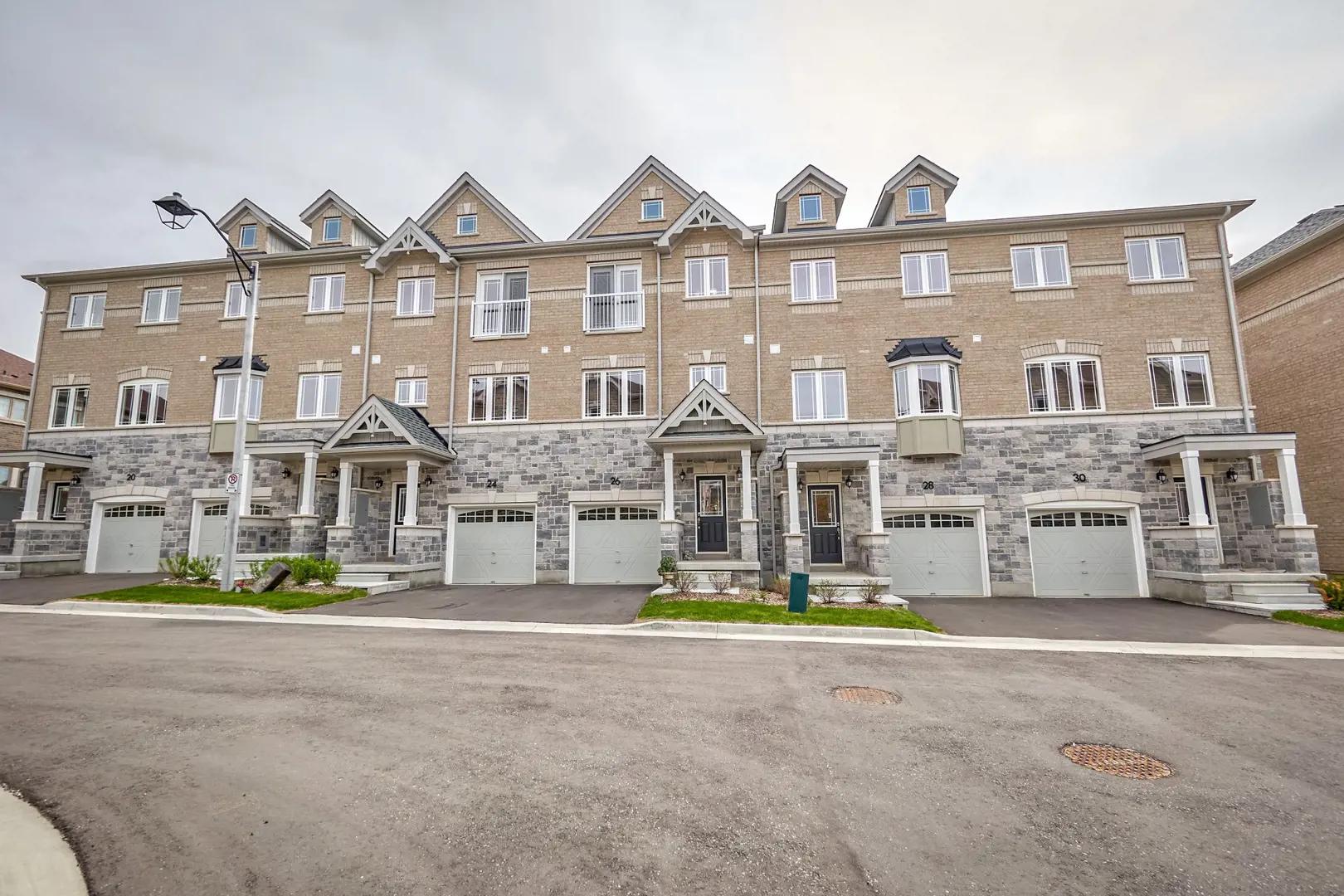 River Oaks of Whitby – image 2