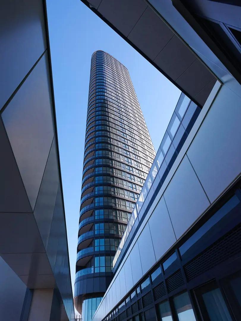 Via Bloor 2 – image 5