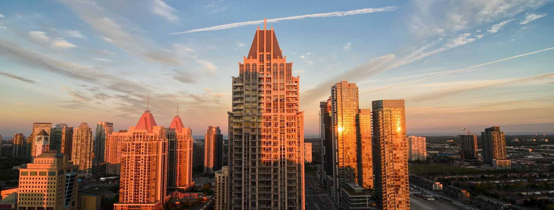 Ville Condominiums II – image 2